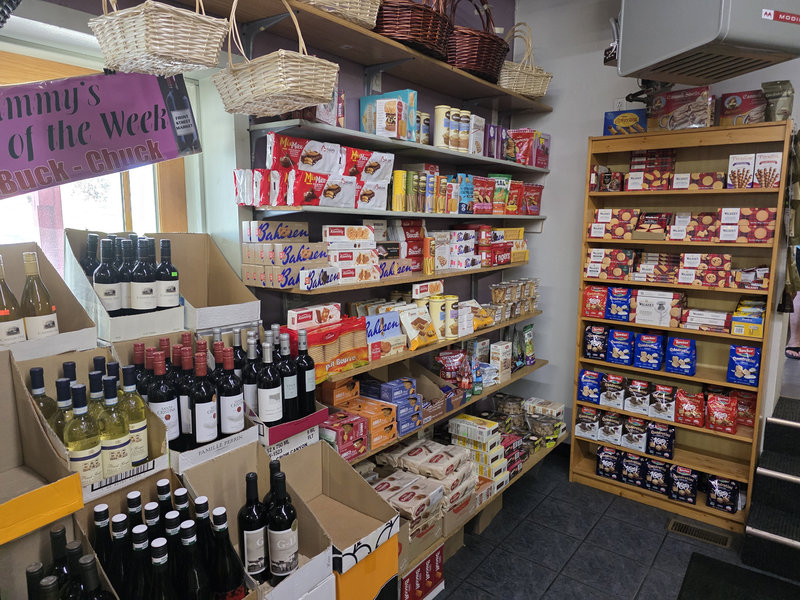 Front Street Market